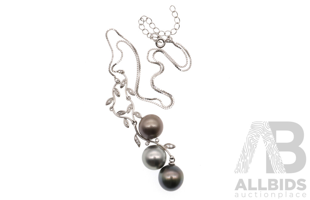 Stunning Sterling Silver Tahitian Pearl Drop Pendant on Chain, 40+5cm, 10.39 Grams