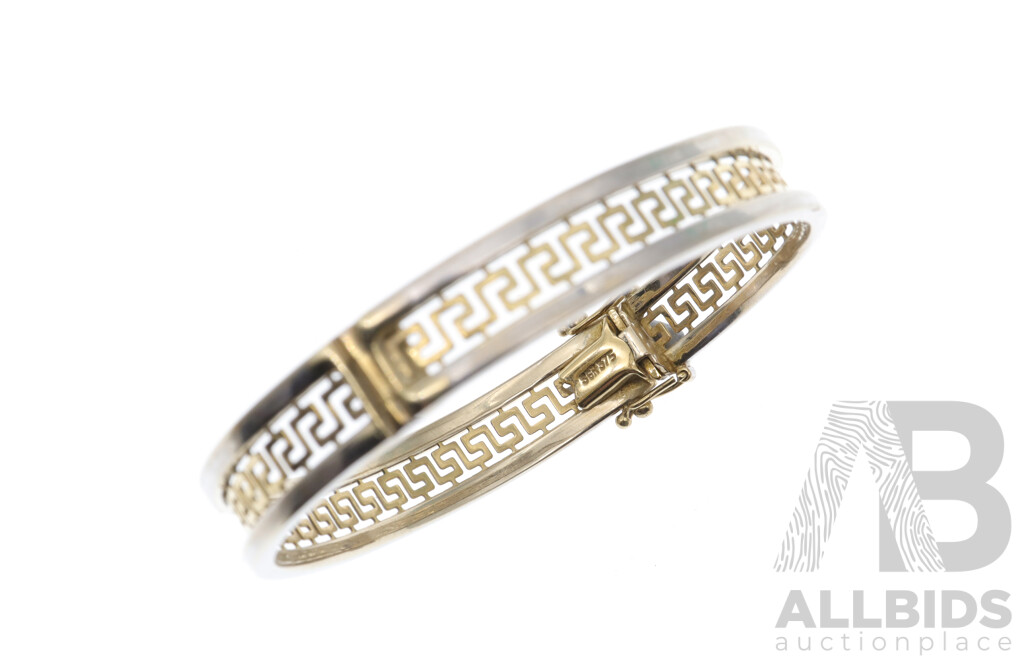 9ct Two Tone Greek Key Design Bangle, 66mm, 7.51 Grams