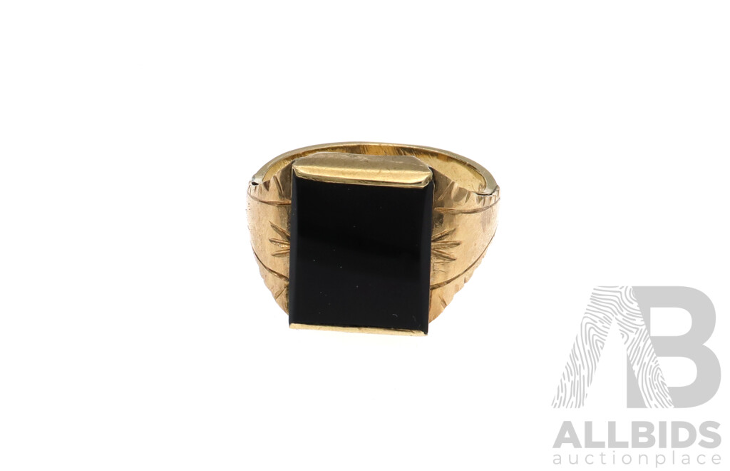 9ct Yellow Gold Vintage Onyx Signet Ring, Size T, 4.86 Grams