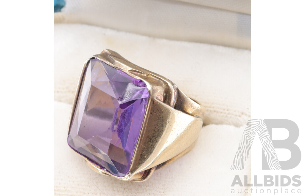 9ct Vintage Amethyst Unisex Cocktail Ring, Size L, 12.78 Grams