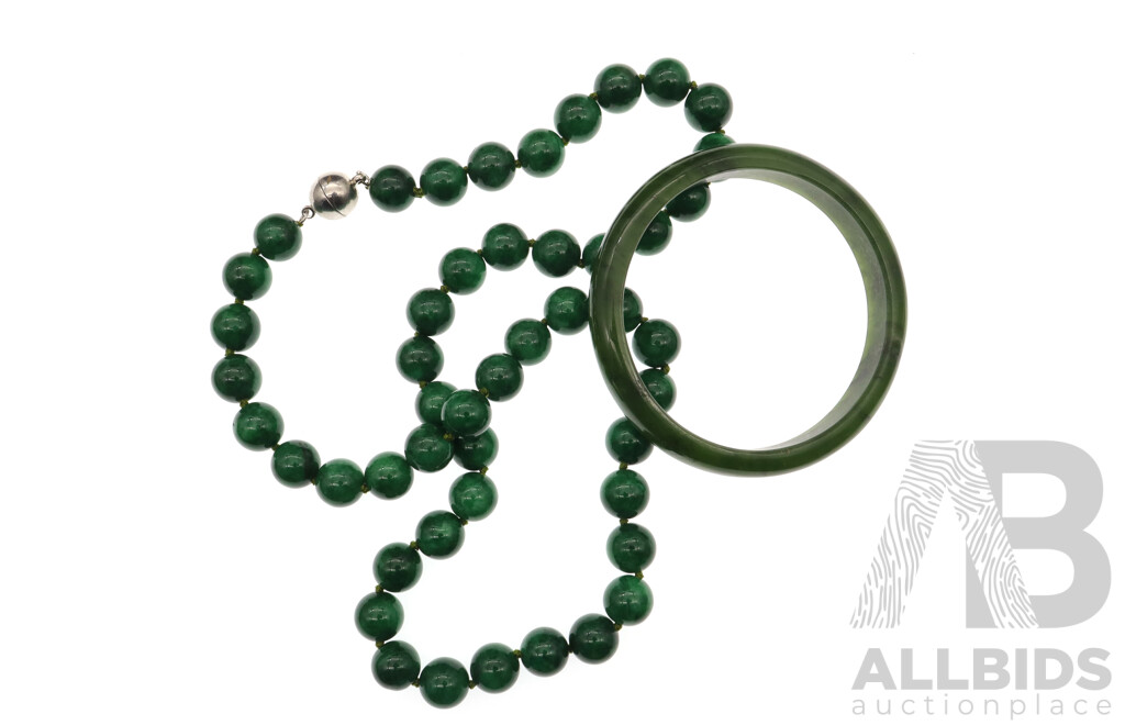 Beautiful Malachtie Beaded Necklace, 60cm with Nephrite Jade Bangle, 64mm