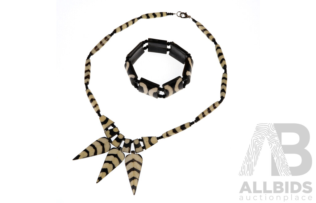 Vintage African Batik Bone Necklace and Bracelet