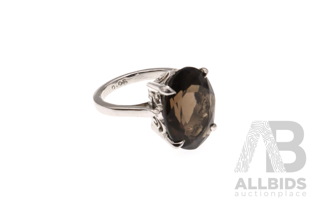 Sterling Silver Vintage Smokey Quartz Cocktail Ring, Size O, 6.64 Grams