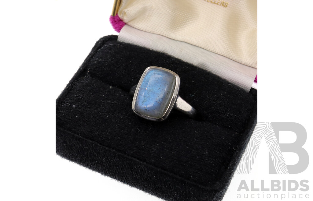 Sterling Silver Vintage Labradorite Ring, Size P,  6.78 Grams