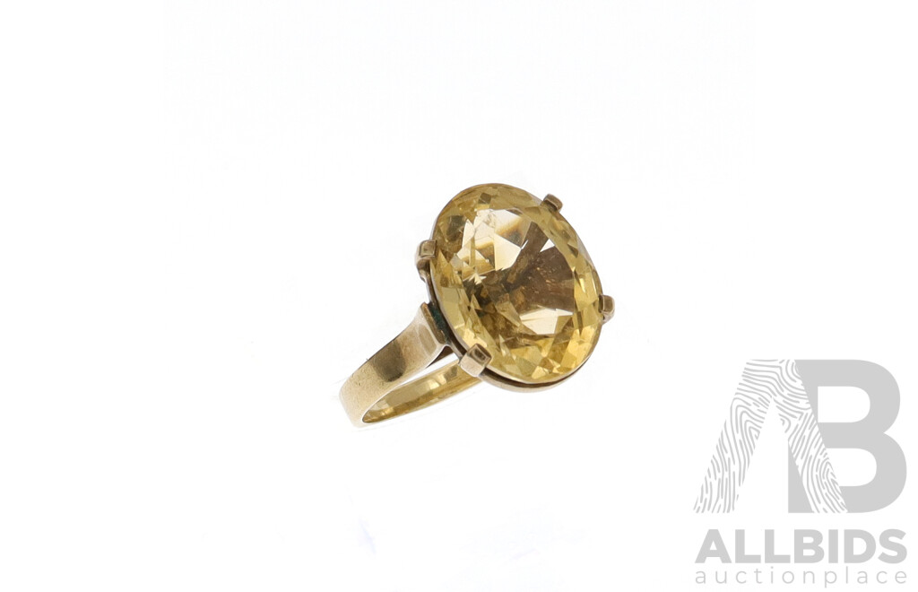 9ct Vintage Citrine Oval Cut Solitaire Ring, Size O, 4.30 Grams