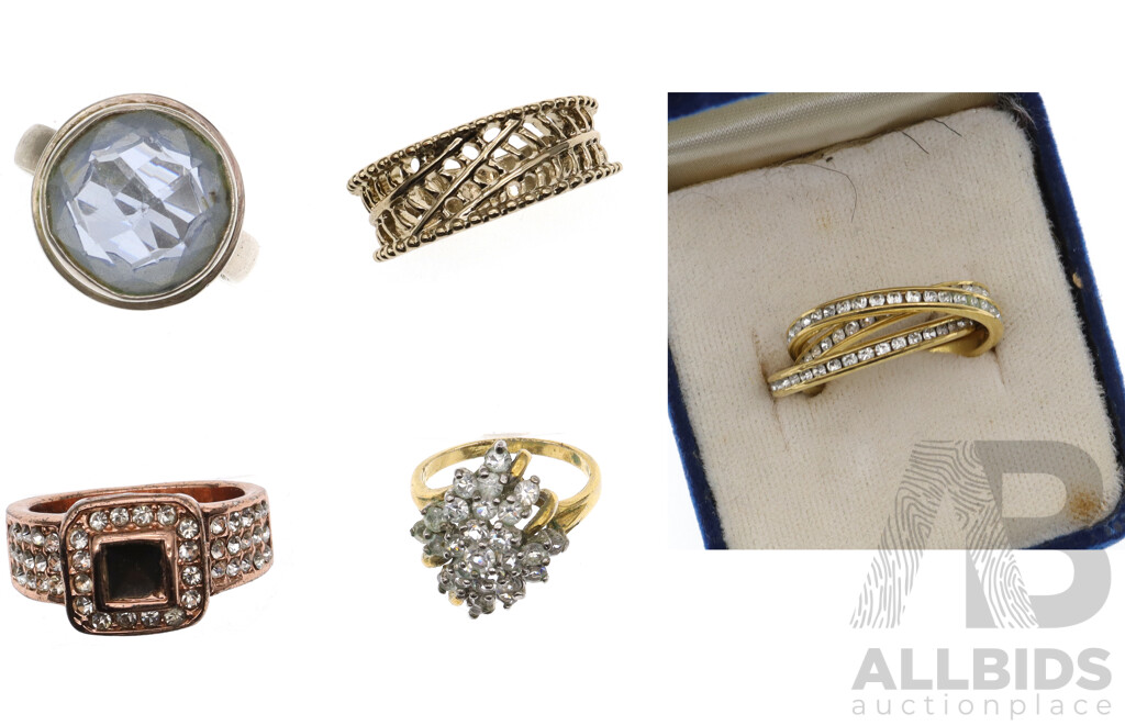 Collection of (5) Quality Vintage Costume Rings with Paste Stones in Gold and Silver Tones