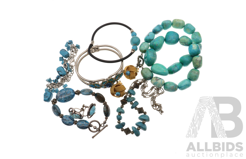 Collection of Vintage Turquoise/turquoise Howlite Jewellery Pieces Including Tribal Style Necklaces