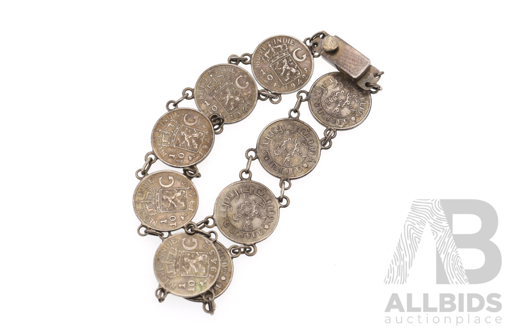 Netherland East Indies Gulden Vintage Coin Bracelet, Coins Dated 1941, 1942, 1945, 800 Silver, 19cm Long