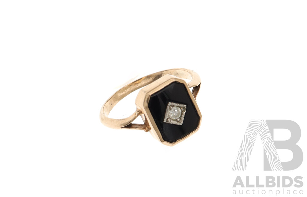 9ct Vintage Art Deco Style Ring with Onyx & Diamond, TDW 0.06ct, Size M, 2.64 Grams