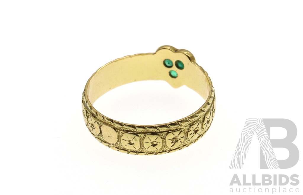 18ct Vintage Heart Shaped Embossed Ring with Emeralds, Size T 1/2, 4.75 Grams