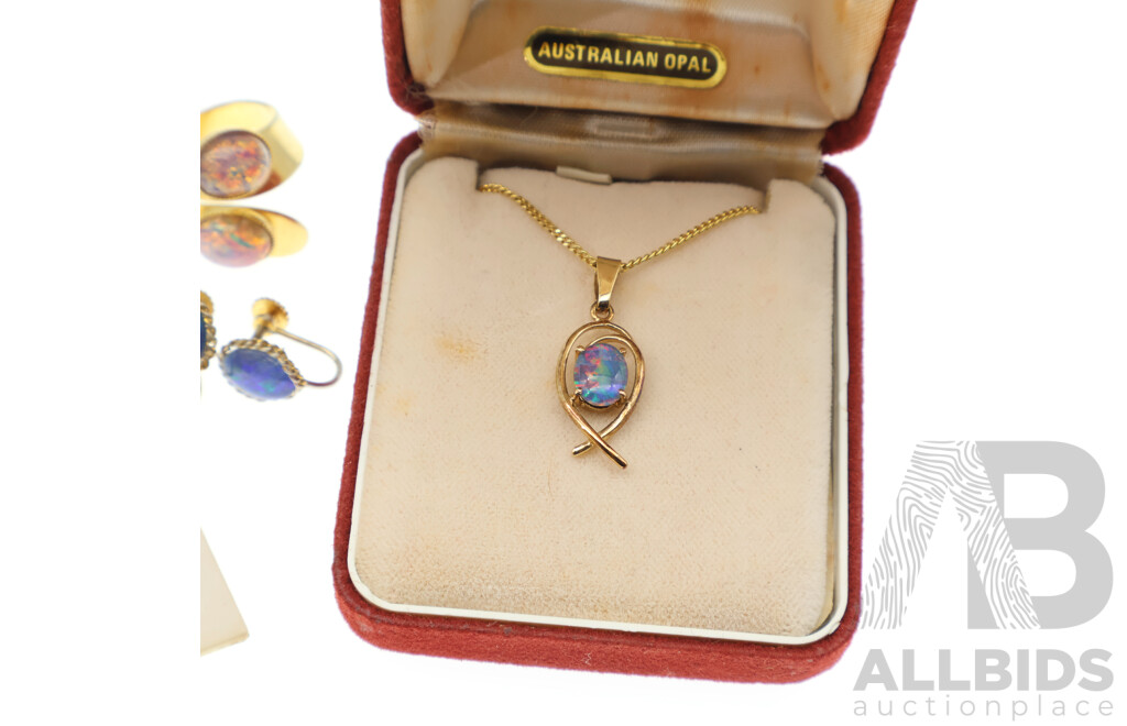 Vintage Gold Plated Opal Triplet Pendant, Earrings and Ring with Solid Oval Crystal Opal Piece 14mm X 10mm