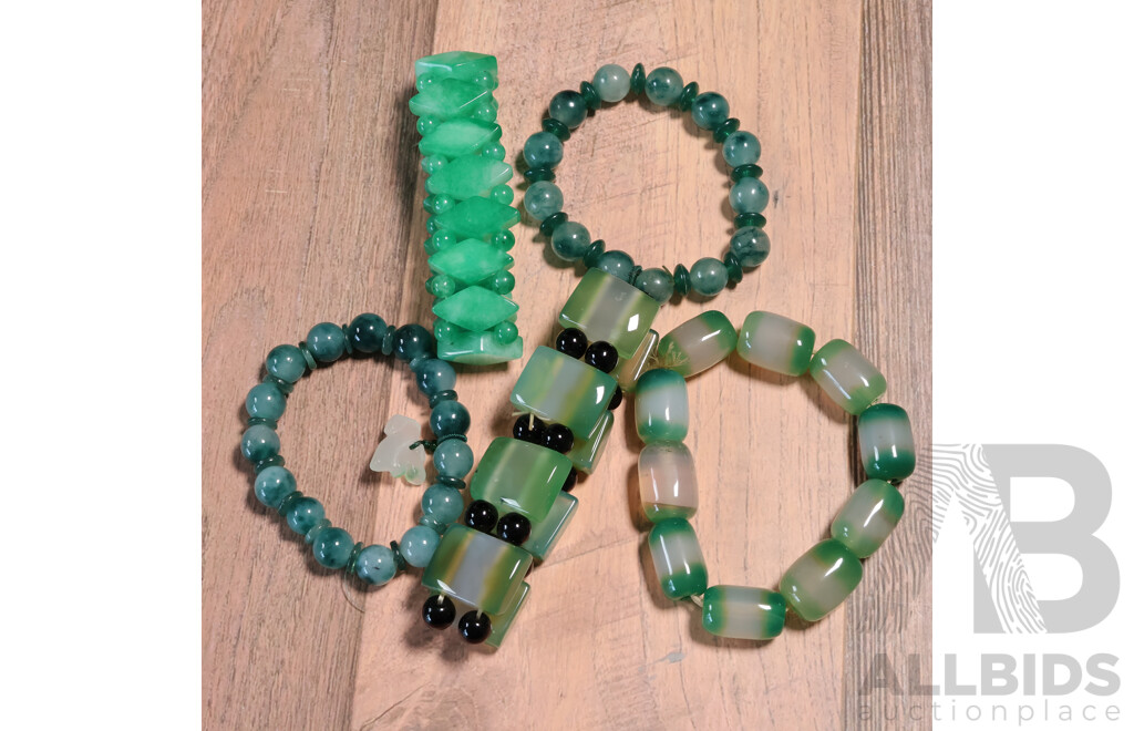 Vintage Collection of (5) Green Agate & Coloured Jade Bracelets on Stetch Elastic