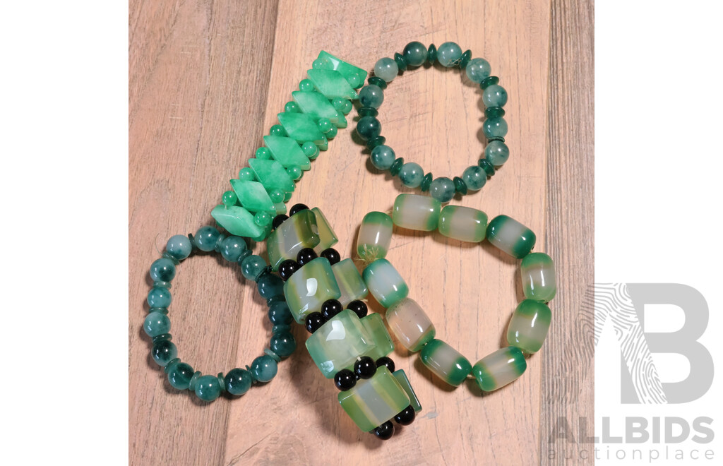 Vintage Collection of (5) Green Agate & Coloured Jade Bracelets on Stetch Elastic