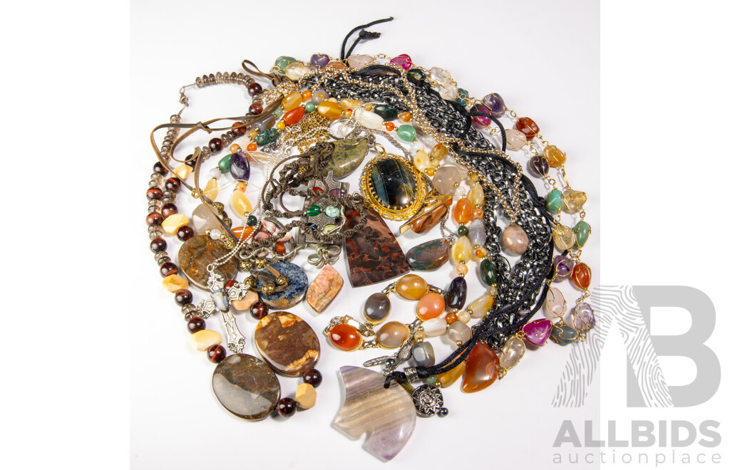 Collection of Vintage Crystal Natural Gemstone Jewellery Including Necklaces & Bracelets