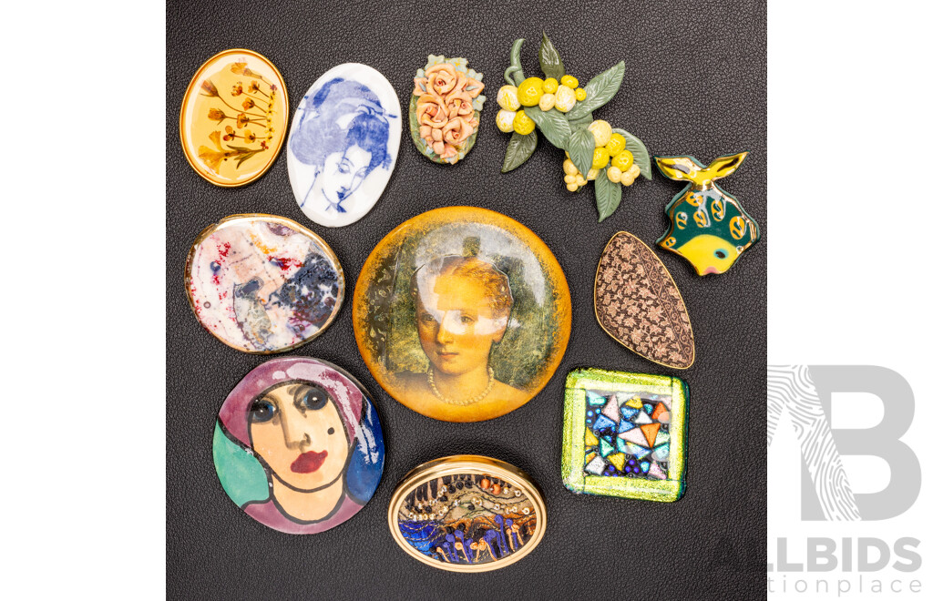 Collection of (11) Artisian Handmade Vintage Brooches