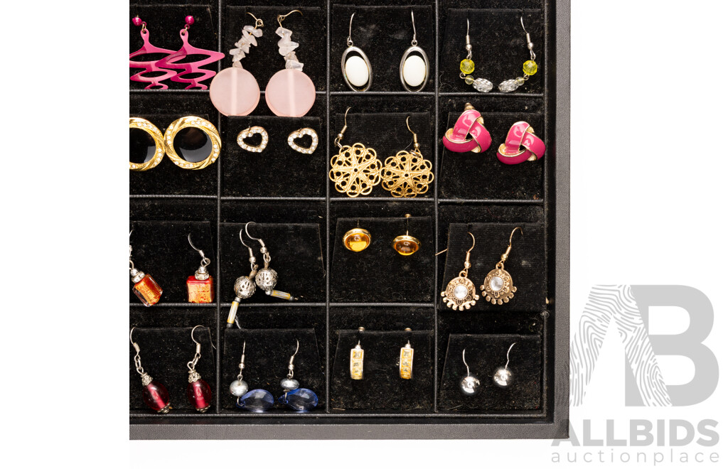 Collection of 34 Pairs of Stud and Drop Earrings on Display Tray