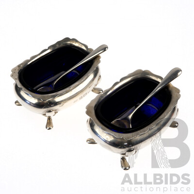 Sterling Silver Edwardian Pair of Salt Cellars with Cobalt Glass Liners and Original Spoons, Birmingham Date Hallmarked 1909