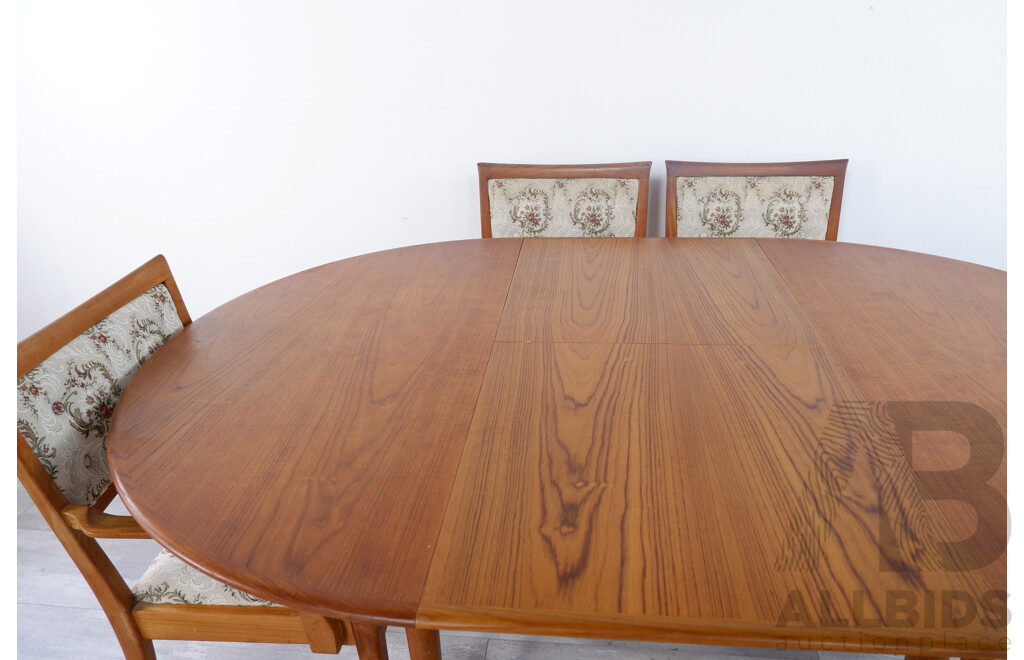 Mid Century Parker Furniture Round Extension Dining Table with Six Chairs