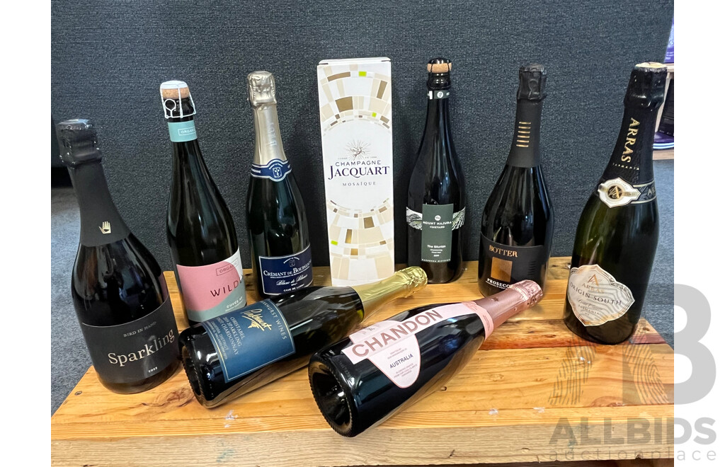 L32 - Selection of Mixed Bubbles - 9 Bottles