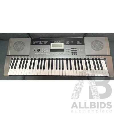 Royale 61 Key Electronic Piano Lot 1407316 ALLBIDS