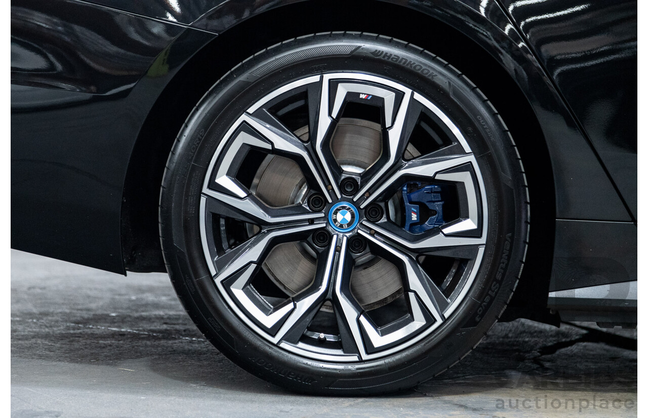 05/2022 BMW i4 eDrive40i M-Sport Gran Coupe G26 4D Coupe Black Sapphire Metallic Electric EV 250kw