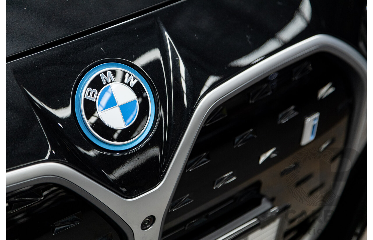 05/2022 BMW i4 eDrive40i M-Sport Gran Coupe G26 4D Coupe Black Sapphire Metallic Electric EV 250kw