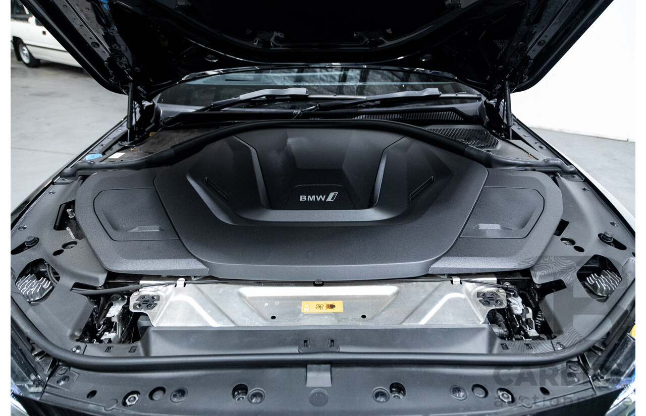 05/2022 BMW i4 eDrive40i M-Sport Gran Coupe G26 4D Coupe Black Sapphire Metallic Electric EV 250kw