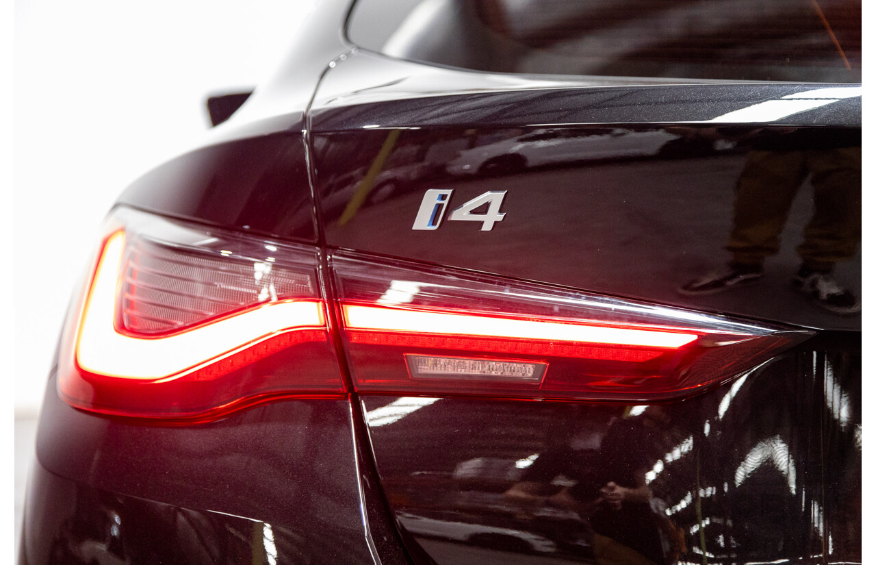 05/2022 BMW i4 eDrive40i M-Sport Gran Coupe G26 4D Coupe Black Sapphire Metallic Electric EV 250kw