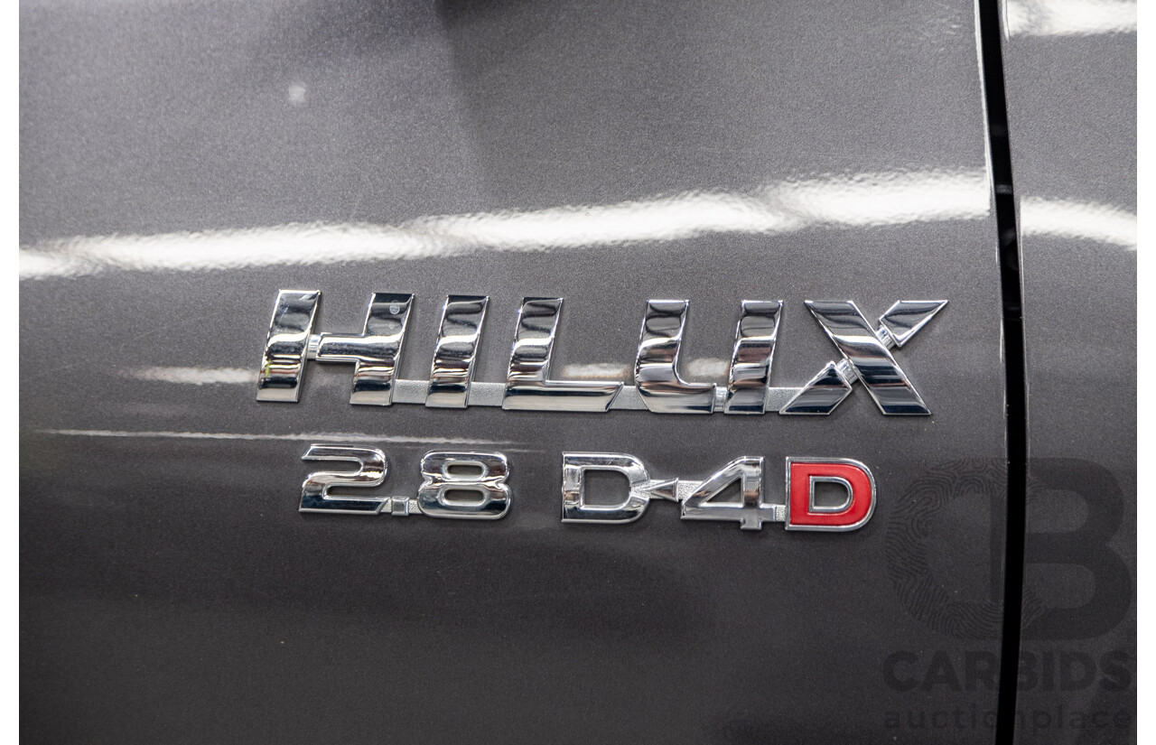 02/2017 Toyota Hilux SR5 4x4 GUN126R Extra Cab Utility Grey Turbo Diesel 2.8L