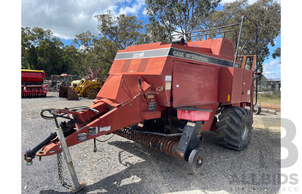 CASE 8570 Large Square Baler