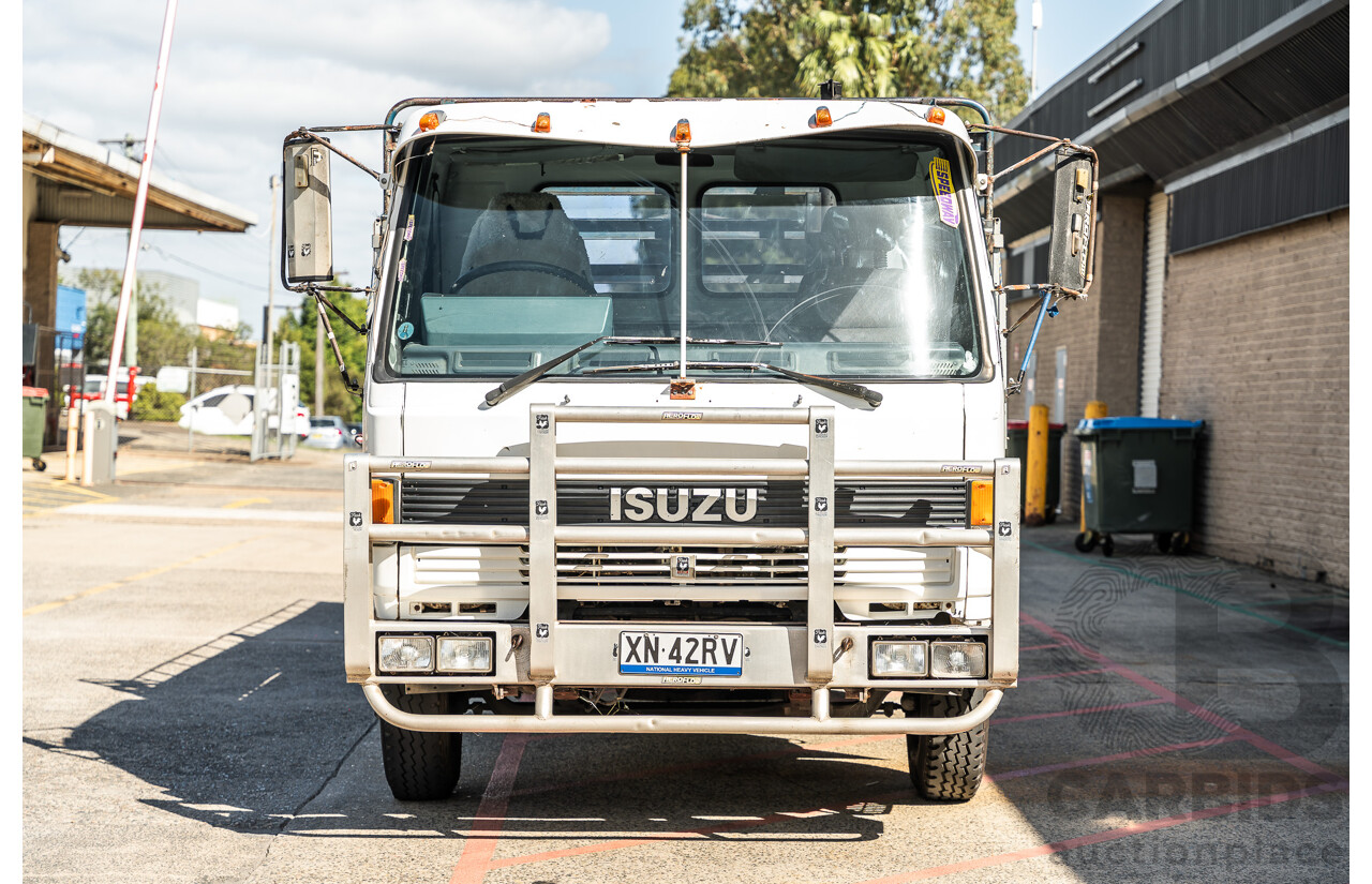 1994 Isuzu FSR500 Tray Back 2d Cab Chassis Truck White Diesel