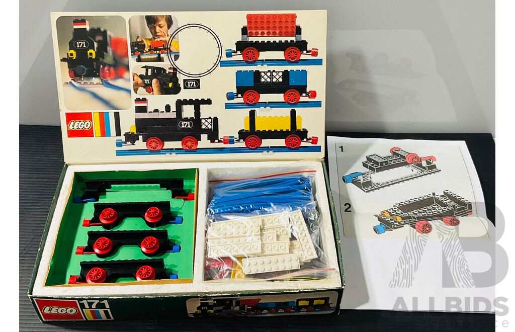 Four Vintage Retired Lego Sets, Technic Train Set 171, 4.5V Motor Set 103 , 9V Electric Motor Set 8720 & 8829 All in Original Boxes