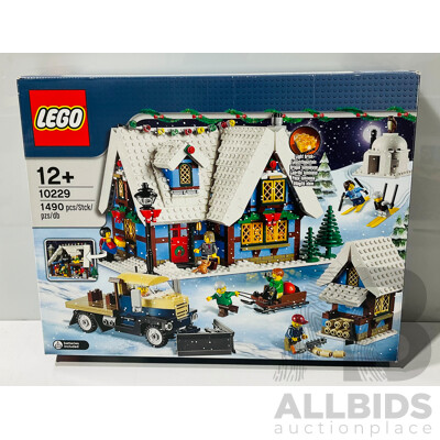 Retired Lego Set, Winter Village Cottage, 10229 in Original Box