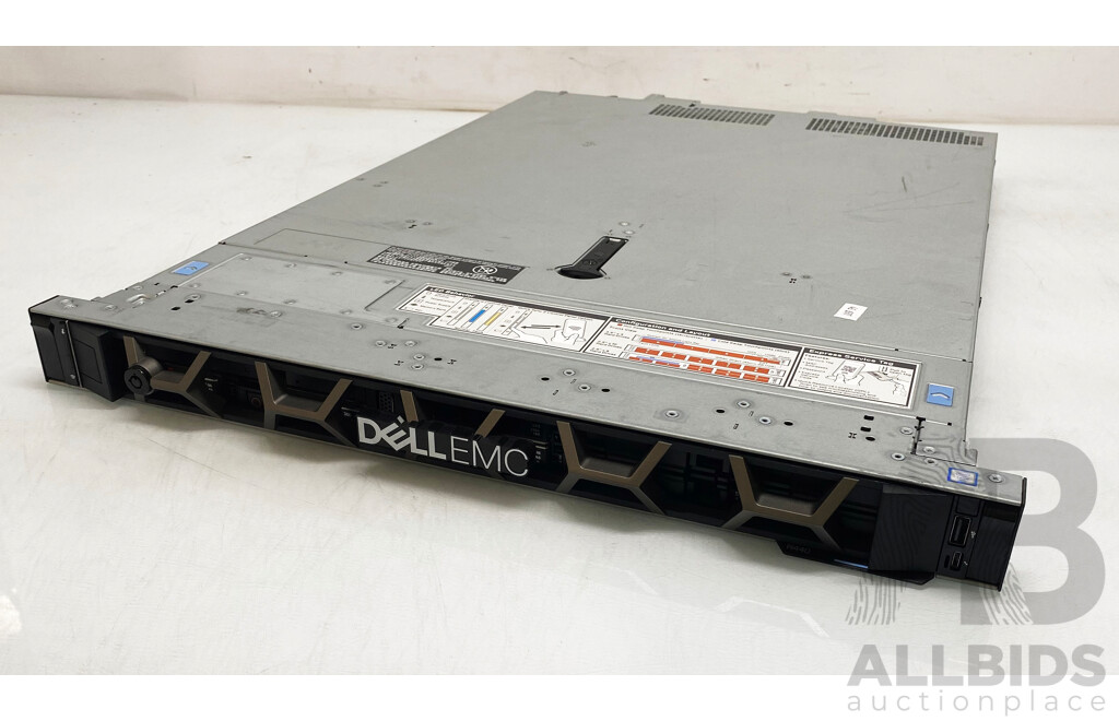 Dell EMC PowerEdge R440 Intel Xeon BRONZE (3106) 1.70GHz 8-Core CPU 1RU Server W/ 16GB DDR4