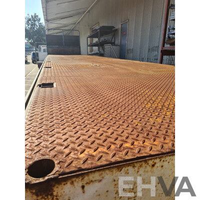 2005 Vawdrey Table Top with Fittings Trailer - 40 Foot