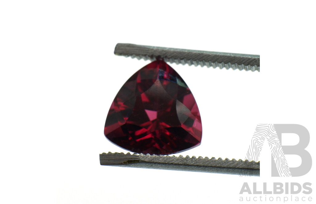 Rhodolite Garnet 2.18ct Unset Trilliant Cut Gemstone