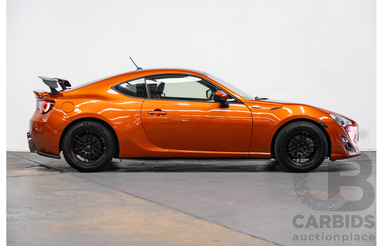 08/2012 Toyota 86 GTS ZN6 2d Coupe Velocity Orange Metallic 2.0L