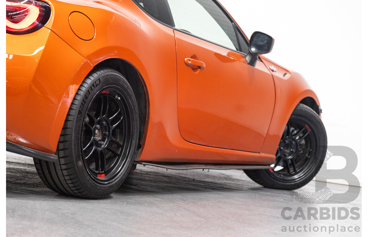 08/2012 Toyota 86 GTS ZN6 2d Coupe Velocity Orange Metallic 2.0L