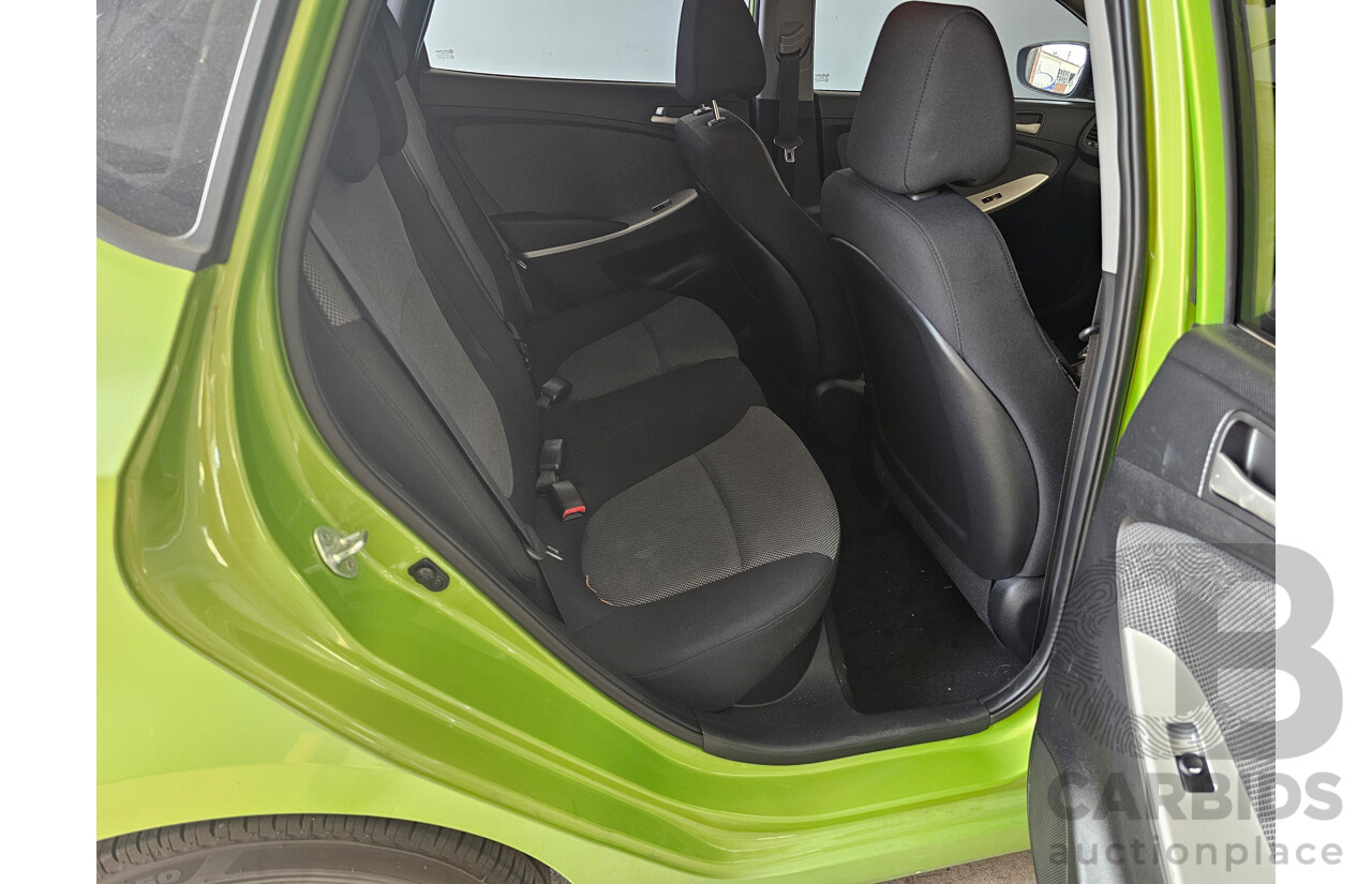 8/2013 Hyundai Accent Active RB2 5d Hatchback Green 1.6L