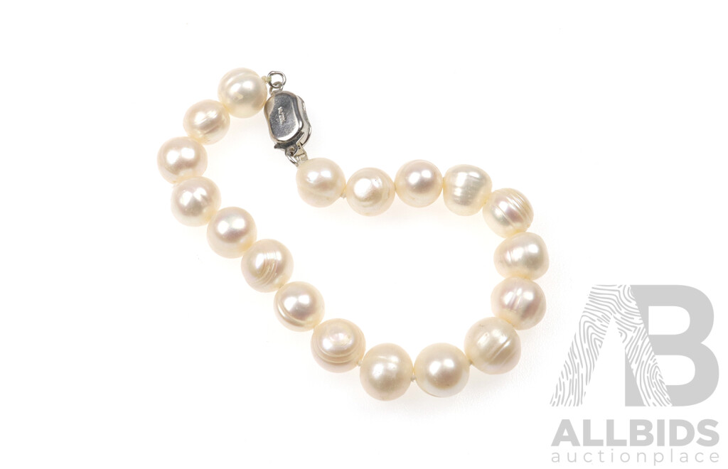 Freshwater Cultured Baroque Pearl Bracelet, 9-10mm Diameter with Clasp, 19cm