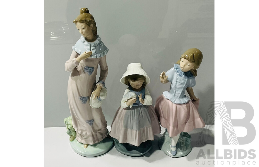 Trio of Vintage Nao Figurines - Handmade in Spain