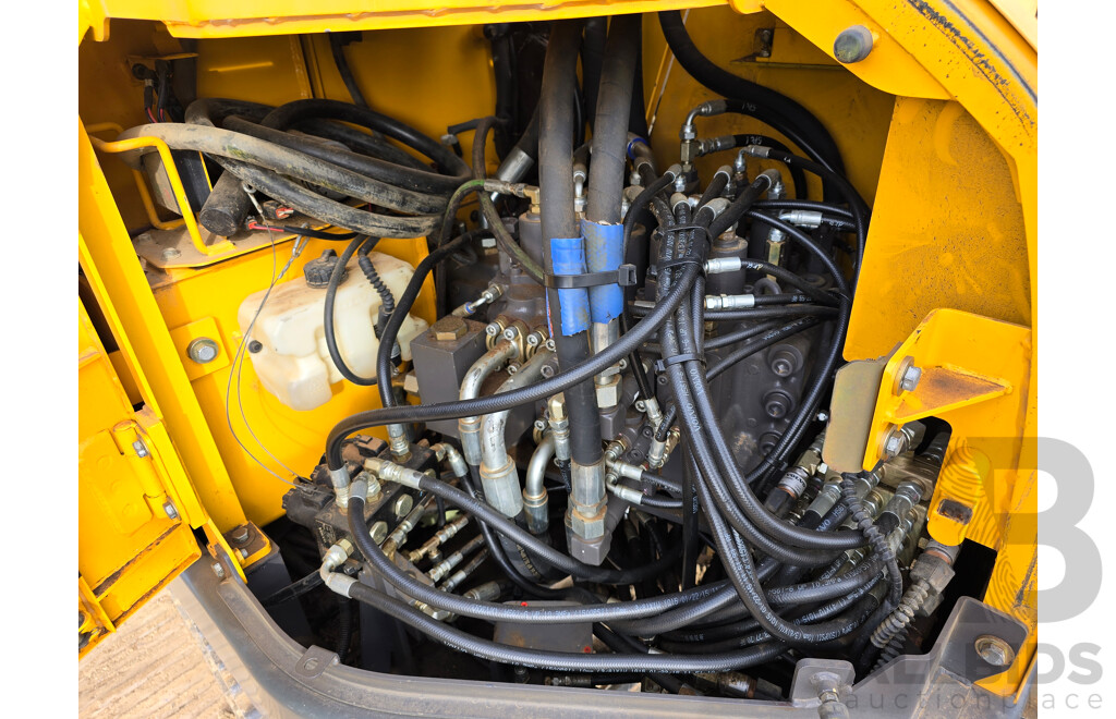 Volvo ECR235CL 25 Tonne Crawler Hydraulic Excavator Turbo Diesel 145hp 5.8L