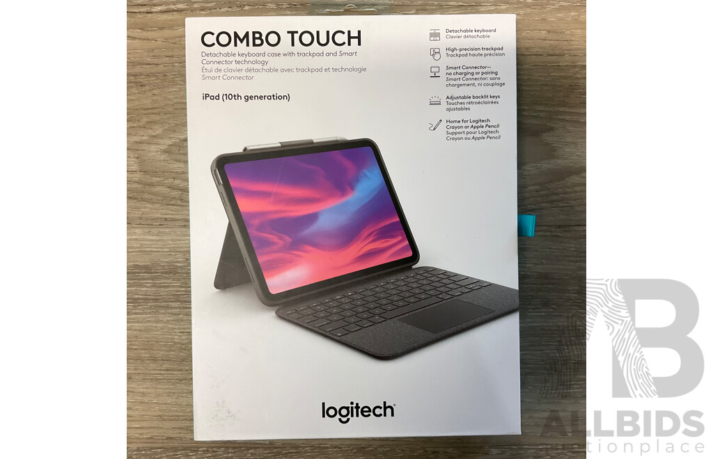 LOGITECH Combo Touch  Detachable Keyboard Case with Trackpad and Smart Connector Technology for IPad 10th