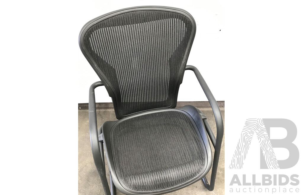 Herman Miller Aeron Cantilever Meeting Chair - Size B