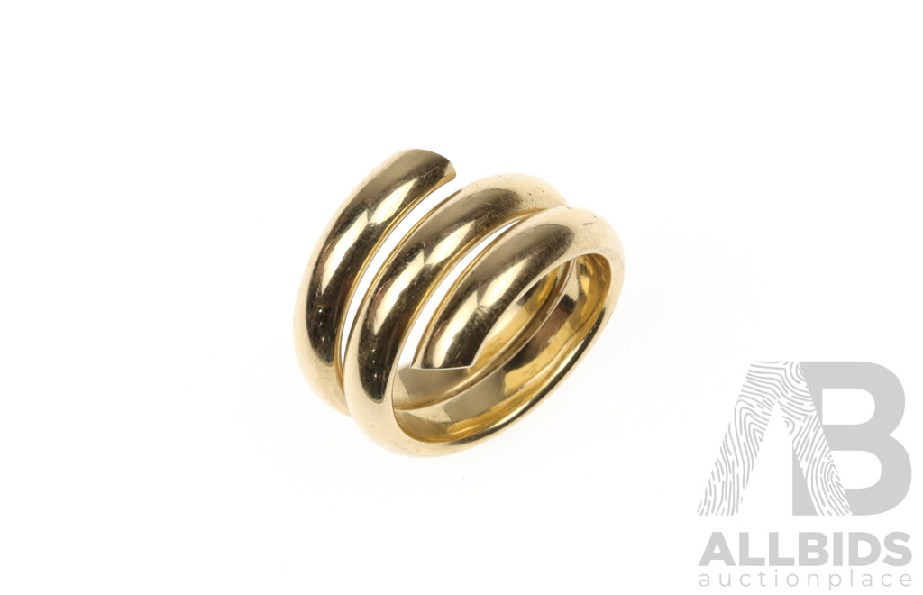 Michael Hill 10ct Yellow Gold Spiral Ring, Size Q, 2.34 Grams