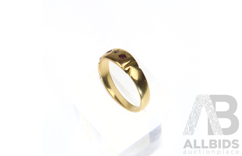 18ct Antique Diamond & Ruby Set Gypsy Ring, Size Q, 3.81 Grams
