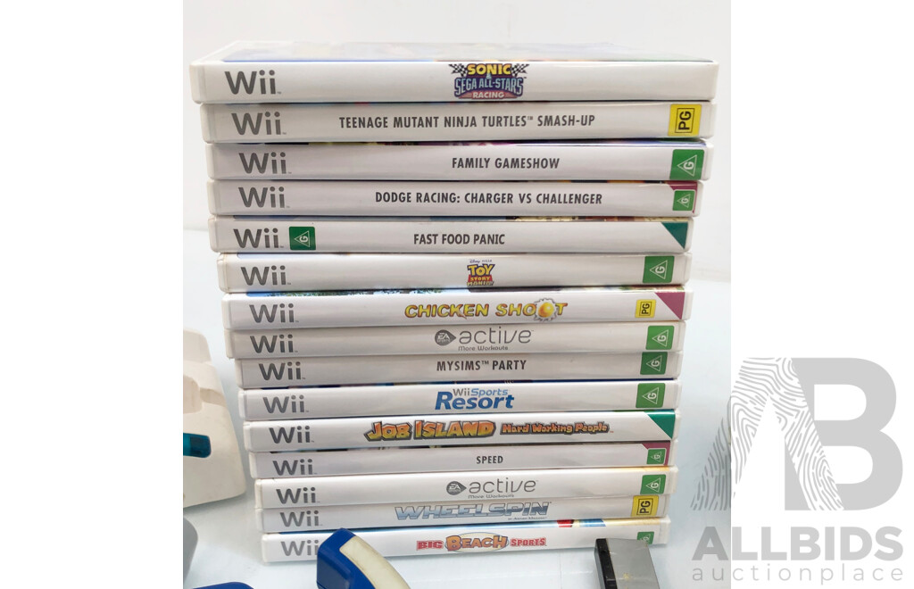 Nintendo WII Console,15 Nintendo WII Games and Various Attachments