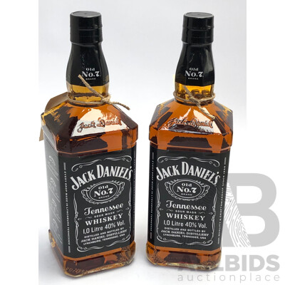 2x 1L Bottles of Jack Daniel Tennessee Sour Mash Whiskey