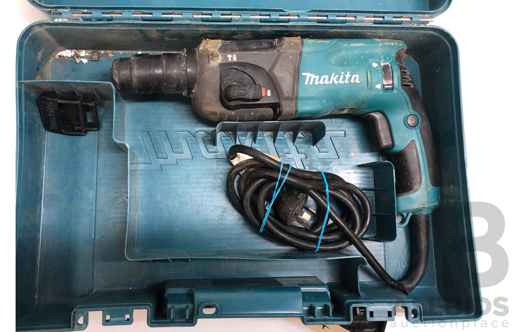 Makita HR2230 Hammer Drill in Case