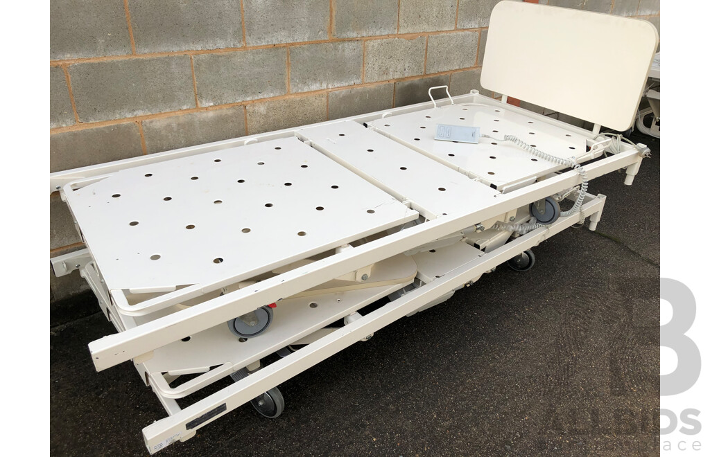 500 Series Electric Adjustable Medical Beds - Lot of Two
